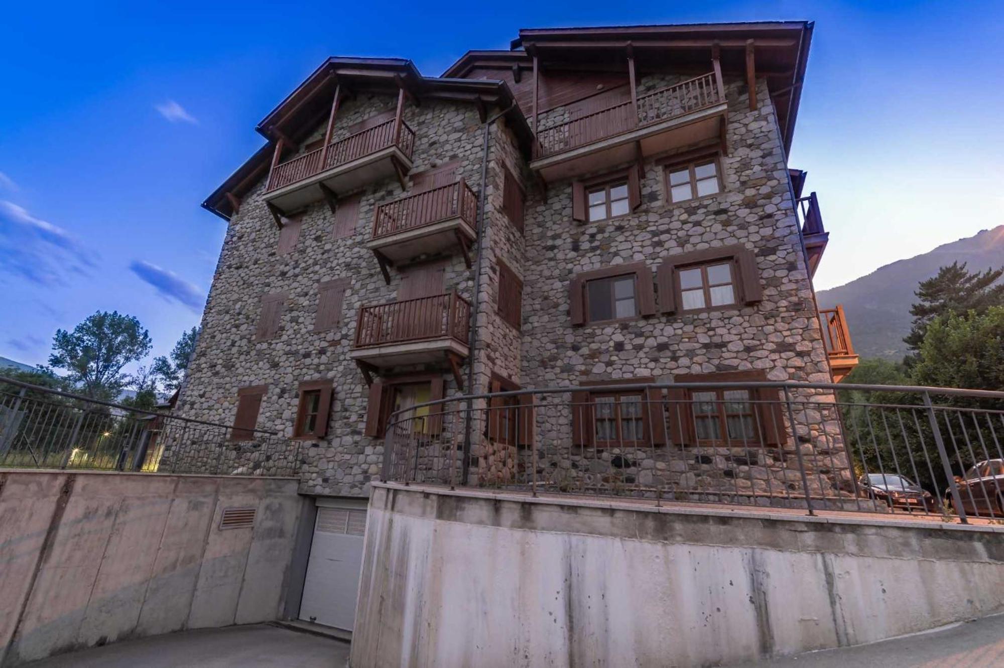 Casa Sanchines - Apartamentos Loira Benasque Exterior foto